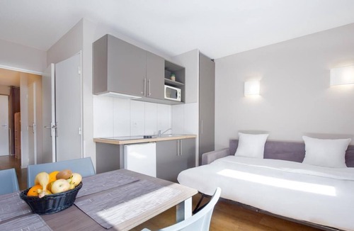 Pra Loup Apartment | Wifi, 250m from resort center, balcony, parking, tv, ski locker, 35m², Pra Loup