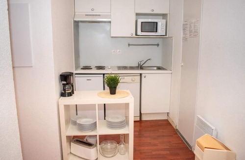 Vignec Apartment | Wifi, Ground floor, swimming pool, terrace, tv, 47m², Saint Lary Soulan