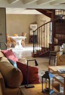 Maumusson-Laguian House | Wine Estate Loft Among Vineyards In Gers