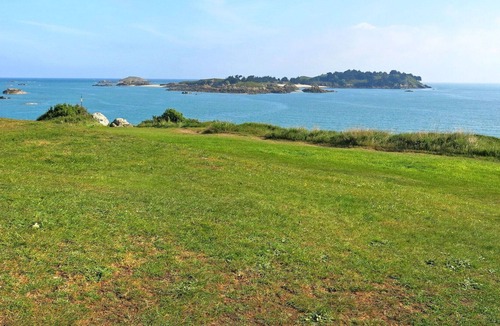 Tregon House | Wonderful private villa for 6 people with WIFI, TV, terrace, pets allowed and parking