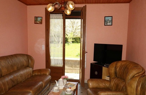 Tregon House | Wonderful private villa for 6 people with WIFI, TV, terrace, pets allowed and parking