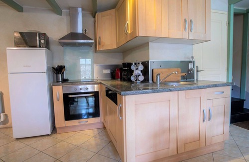 Pleurtuit House | Wonderful private villa for 6 guests with WIFI, TV, terrace and pets allowed