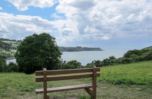Ploumilliau House | Wonderful private villa for 6 guests with WIFI, TV, terrace and pets allowed