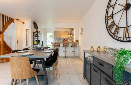 La Richardais House | Wonderful villa for 6 guests with WIFI, TV and terrace