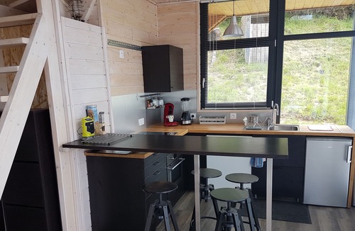 Pont-de-Salars Ski Chalet | Wooden chalet on the lake of Pont de Salars, in Aveyron