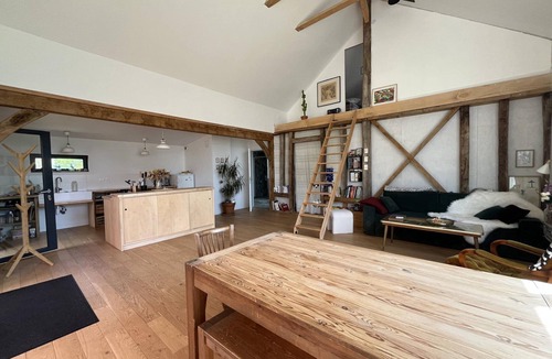 Ploumagoar Apartment | Wooden house & serenity near Guingamp