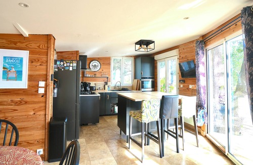Le Beausset House | Wooden house/Swimming pool/Private Guinguette/Sea view/Air conditioning/Jacuzzi optional