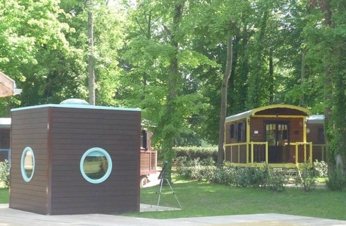 Bar-sur-Aube House | ZEcamping 2 étoiles piscine couverte locatif TV clim 9m2