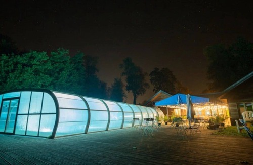Bar-sur-Aube Cabin | ZEcamping 2 étoiles piscine couverte animaux acceptés cabane 3 pers