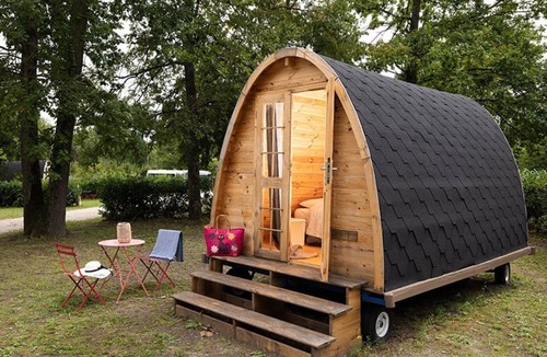 Bagneaux-sur-Loing Cabin | ZEcamping 3 étoiles cabane 10m2 3 pers