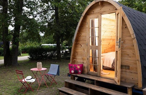 Bagneaux-sur-Loing Cabin | ZEcamping 3 étoiles cabane 10m2 3 pers