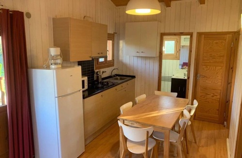 Casties-Labrande Ski Chalet | ZEcamping 3 étoiles piscine animaux acceptés animations locatif 41m2 6 pers