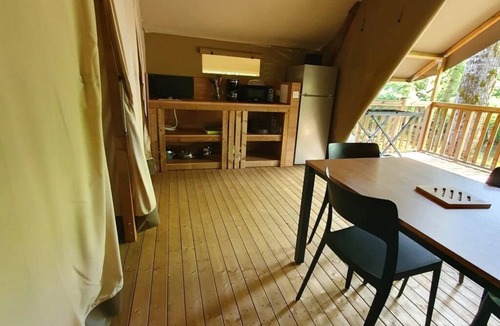 Le Change House | ZEcamping 3* piscine chauffée chiens acceptés locatif BBQ 23m2 4 pers