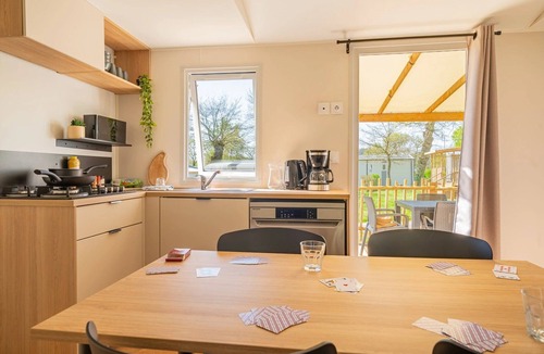 Jugon-les-Lacs-Commune-Nouvelle House | ZEcamping 4 étoiles espace aquatique mobil-home TV LV BBQ 33m2