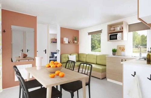 Monoblet House | ZEcamping 4 étoiles locatif clim 48m2 8 pers