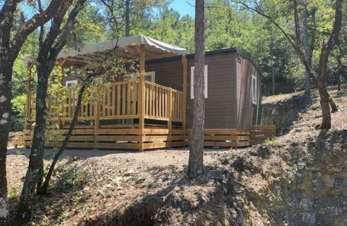 Monoblet House | ZEcamping 4 étoiles locatif clim 48m2 8 pers