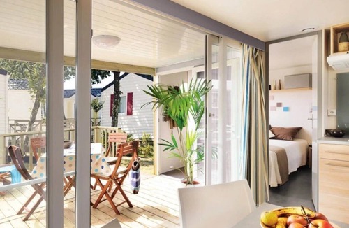 Foix House | ZEcamping 4 étoiles pataugeoire chiens acceptés locatif 26m2 4 pers
