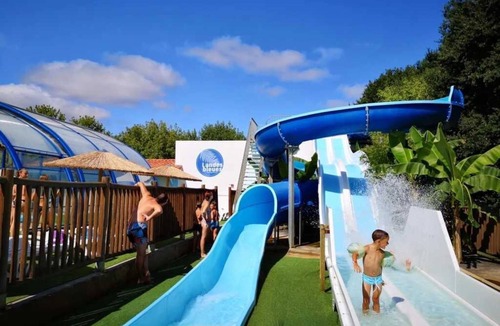 Pont-Aven House | ZEcamping 4* piscine couverte toboggans locatif 36m2 6 pers