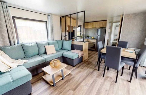 Pont-Aven House | ZEcamping 4* piscine couverte toboggans 5km plage locatif 36m2 6 pers