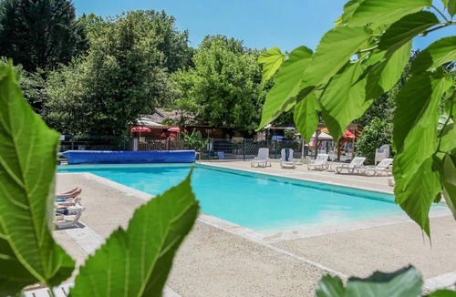 Antonne-et-Trigonant House | ZEcamping 3 étoiles piscine chauffée locatif 23m2 4 pers