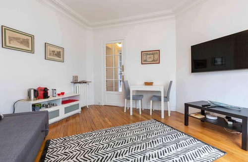 Quartier de Javel Apartment | Zola Riverview | Great 2 Bedroom in Paris