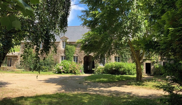 17th century property between the pink granite coast & Lannion, Studio 34m2
