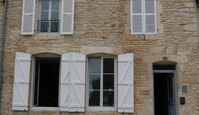 18th-Century Mansion | Group Rental for 19 People in Haute-Marne
