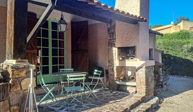 2 bedroom cozy home in La Bouverie