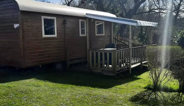 22 m² Travel Trailer - 2 bedrooms (Eloïse Model) - (NO PETS ALLOWED) Sleeps 4