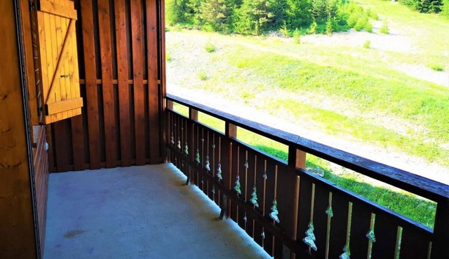 2nd floor, view mountain, balcony, tv, 30m², La Joue du Loup