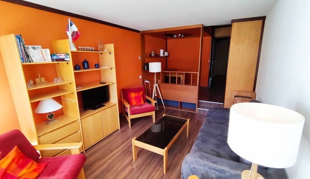 3-bedroom apartment at the slopes with garage and Wi-Fi