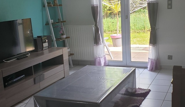 3-star house 300m from the beach on foot with small garden 200m2