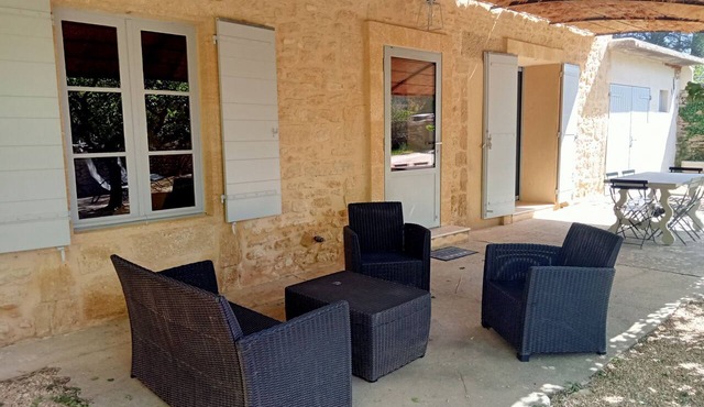 3-star rated stone farmhouse – Naturally cool, private garden