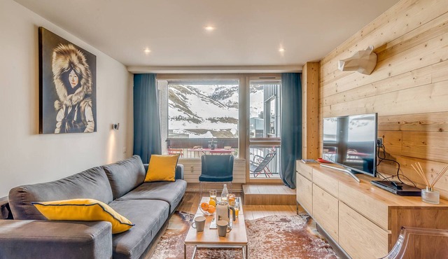 4* Renovated Duplex, Comfort, 7 pers, South Balcony