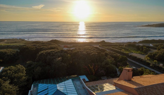 5* Villa Cayola Bay — Indoor Pool 110m², Private Spa, Ocean View, Sleeps 15