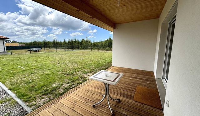 8 berths on the edge of the Landes forest