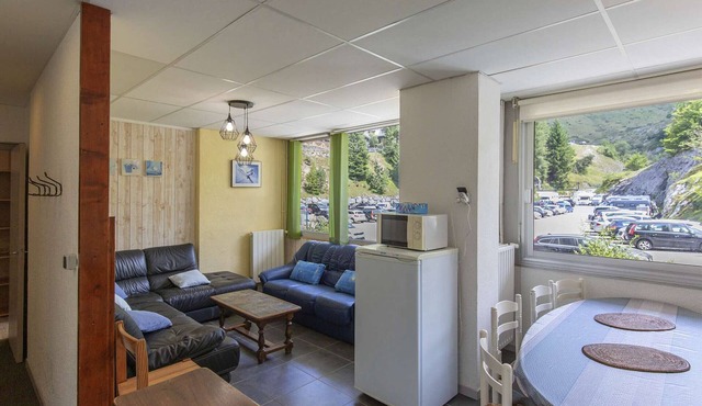 8-person apartment in Gourette, 3 bedrooms, near slopes