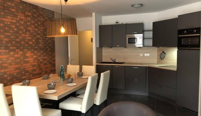 80m from resort center, Ground floor, view ski slopes, swimming pool, terrace, tv, ski locker, 67m²