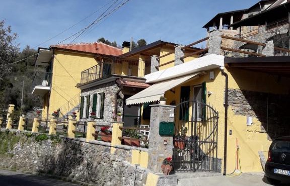 A Cà; Gialla