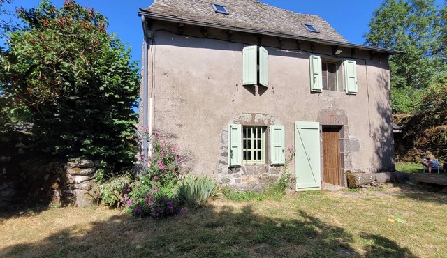 A typical, comfortable house in the Aubrac region