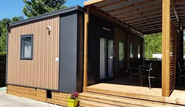 Acacia 4-Room Mobile Home for 6 People, Air-Conditioned + TV