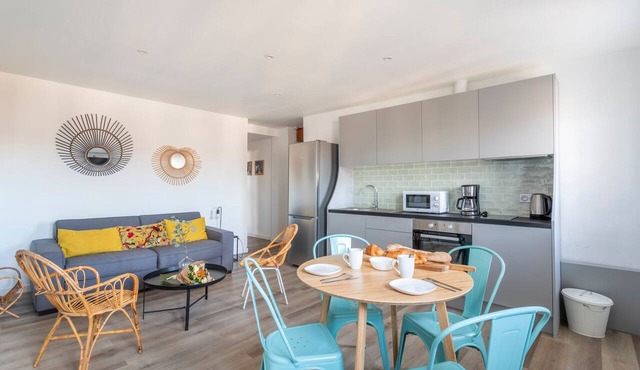 ANIS - LES COCONS - One Bedroom Apartment, Sleeps 2