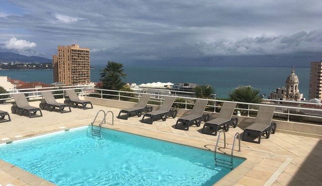 Apartment 2 mins from center of Monaco and 10 from beach and Grimaldi Forum.