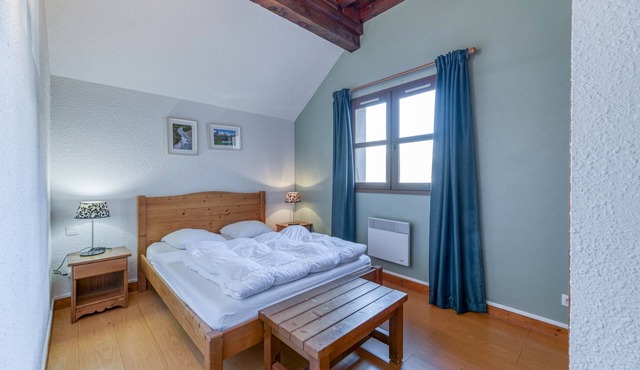 Apartment 'Bercail 4 Charmant Appt Alpe D'Huez' with Mountain View and Balcony