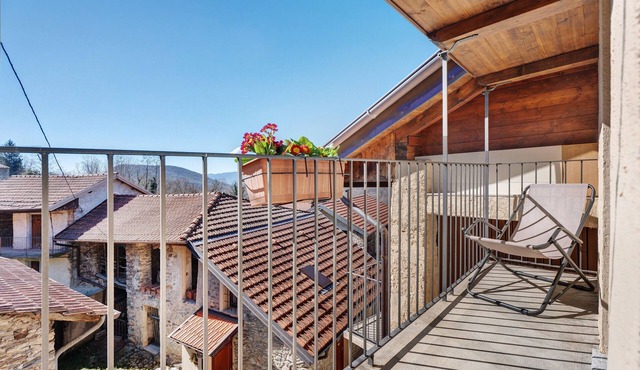 Apartment 'Casa Elisa' with Mountain View, Balcony and Wi-Fi