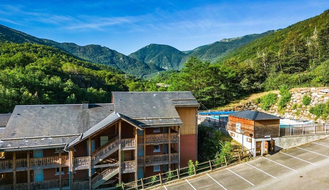 Apartment for 4 near the Gondola
