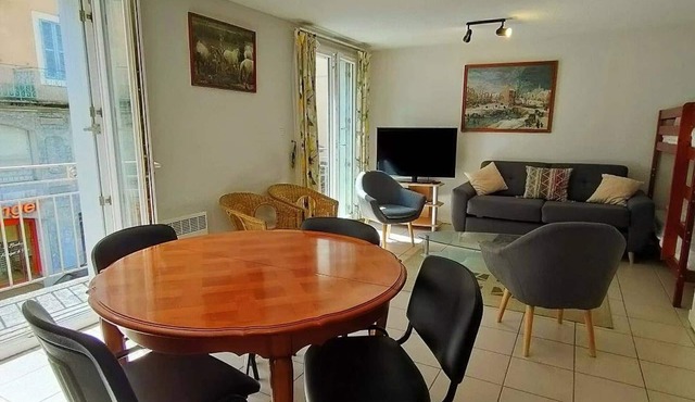Apartment for 6/8 in Cauterets Center