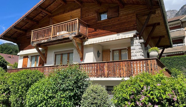 Apartment in a chalet in Saint Martin Sallanches near the ski resorts—sleeps 3