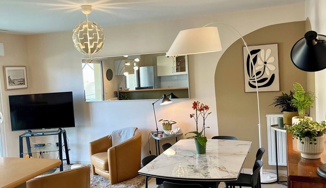 Apartment in quiet, secure residence