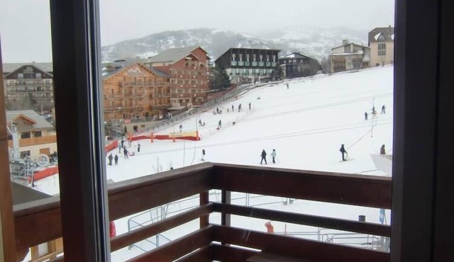 APARTMENT ON THE SLOPES